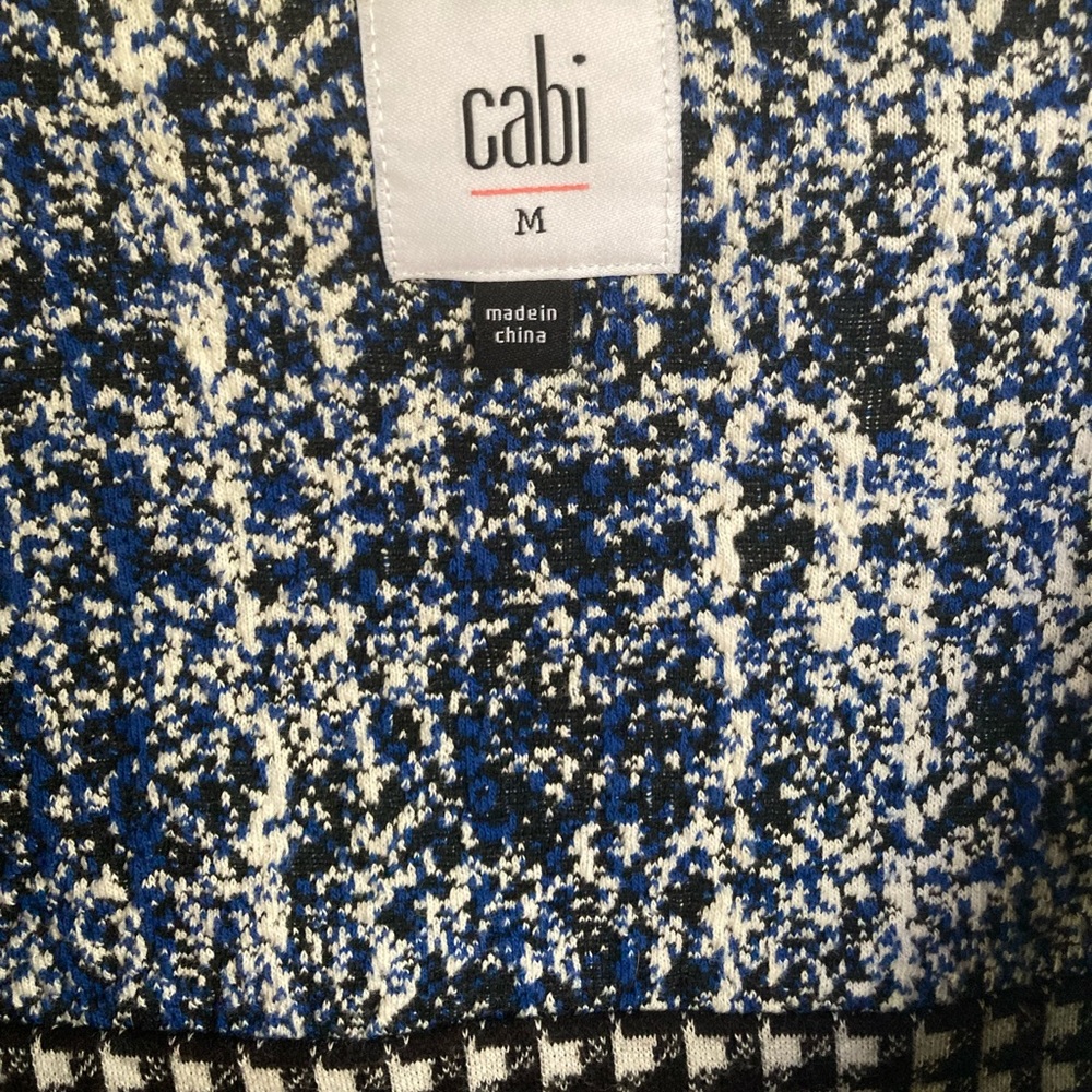 Cutest trendy 3/4 blazer for work or jeans! Unique stylish pattern with ties - Picture 2 of 3